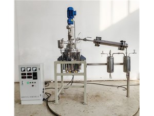 10L高温不锈钢减压蒸馏实验釜已完工发往沈阳